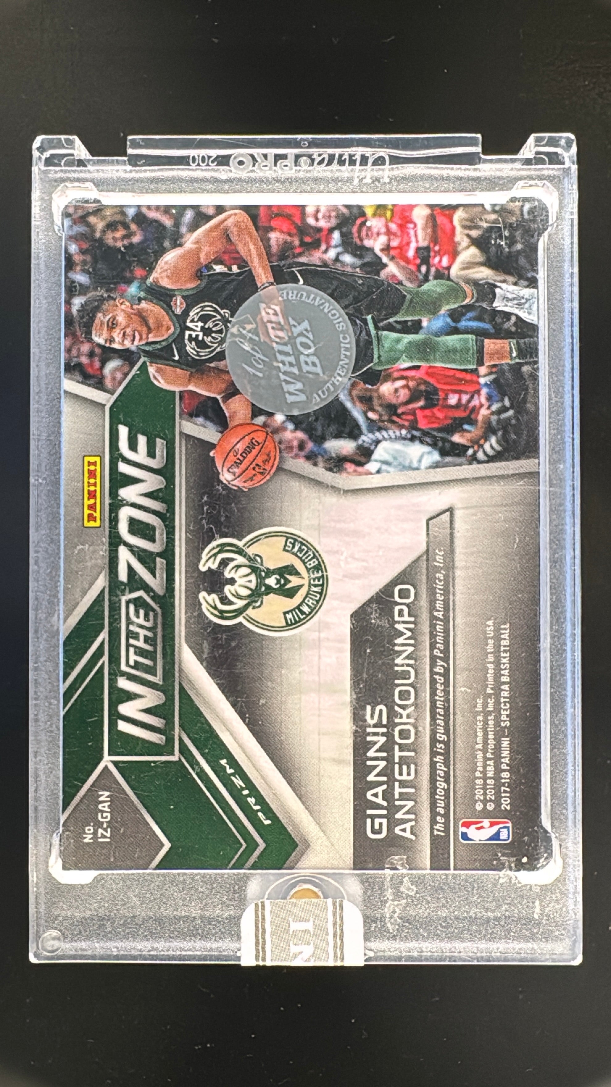 2017-18 Panini Spectra In the Zone White Box #IZ-GAN Giannis Antetokounmpo Signed Card (#1/1) - Panini Encased