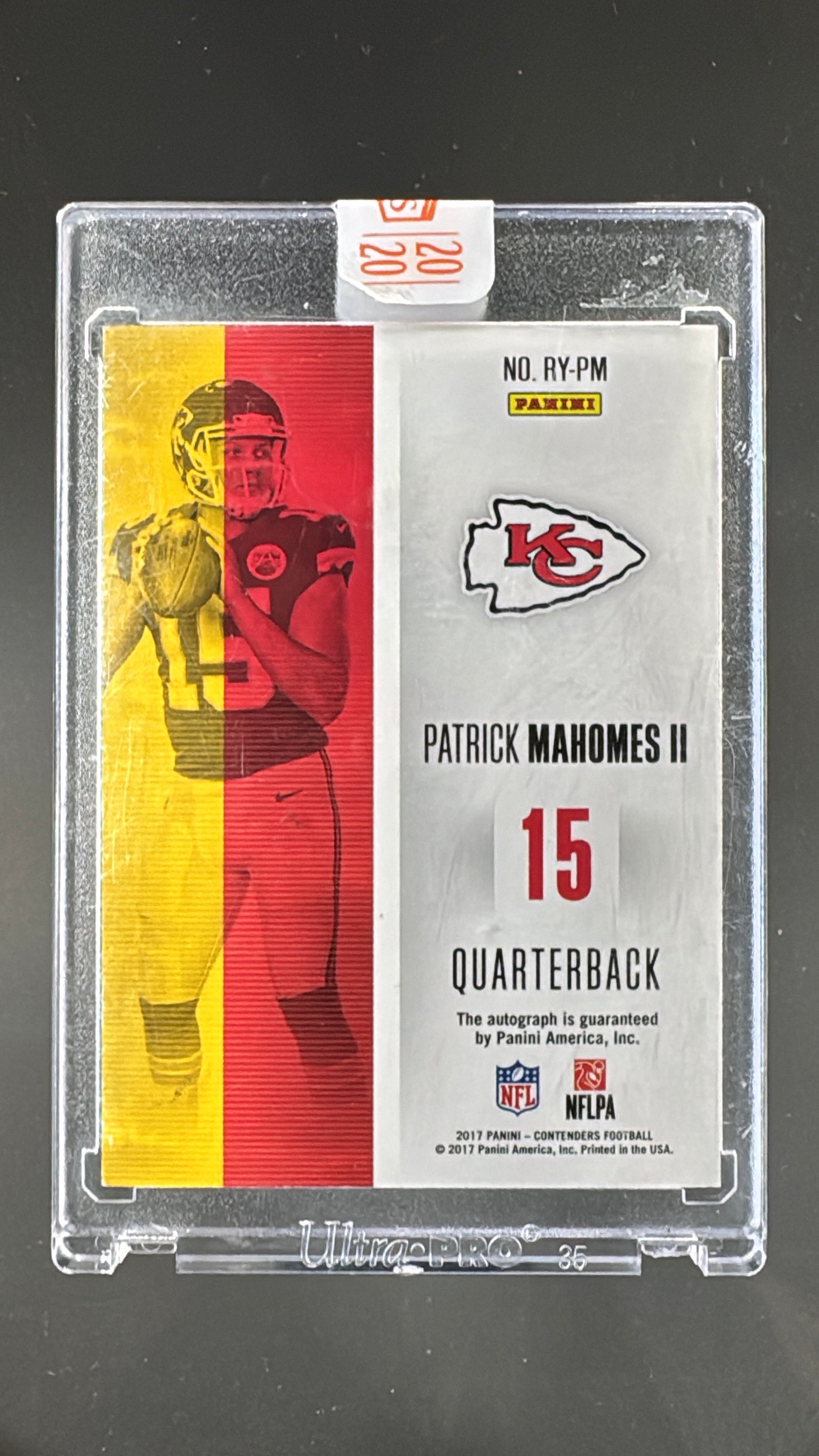 2020 Panini Honors '17 Contenders Rookie of the Year Autographs Buyback #RY-PM Patrick Mahomes II Signed Rookie Card (#1/2) - Panini Encased