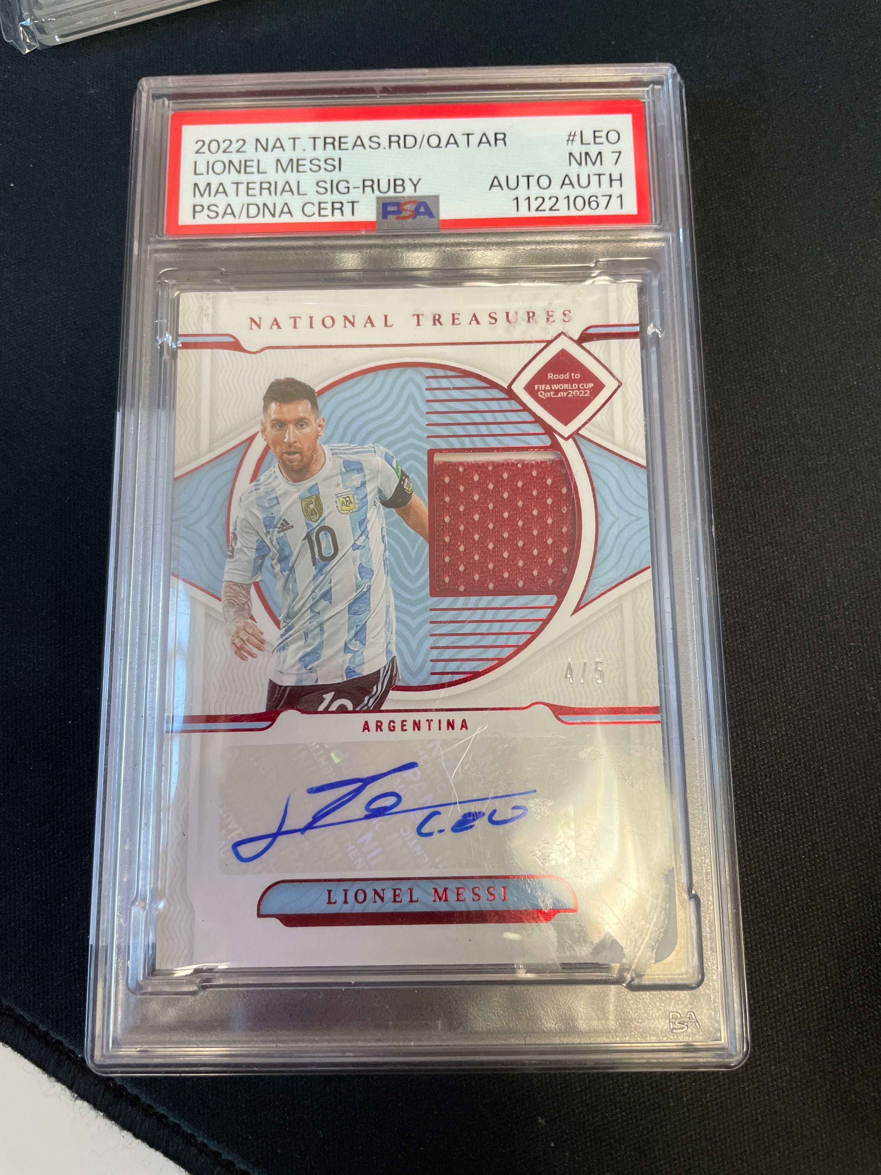 2022 National Treasures FIFA World Cup Ruby Lionel Messi PATCH AUTO /5 #LEO PSA 7 NRMT
